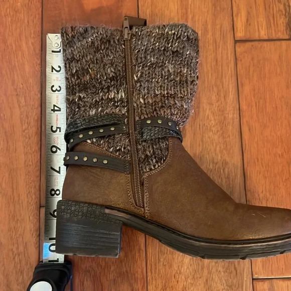 Muk Luks Women's Kim Boots Size 9 - Picture 9 of 10